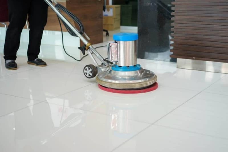 Clean floor service